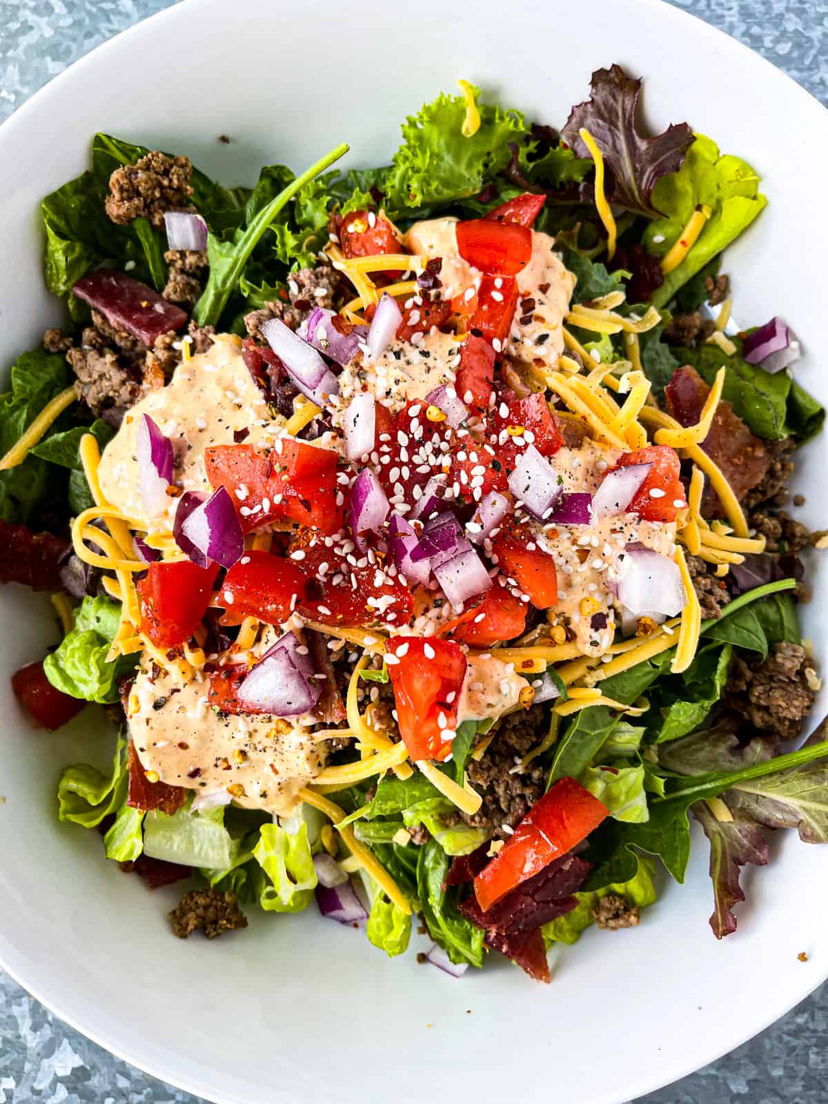 Picture of Cheeseburger Salad with Dressing