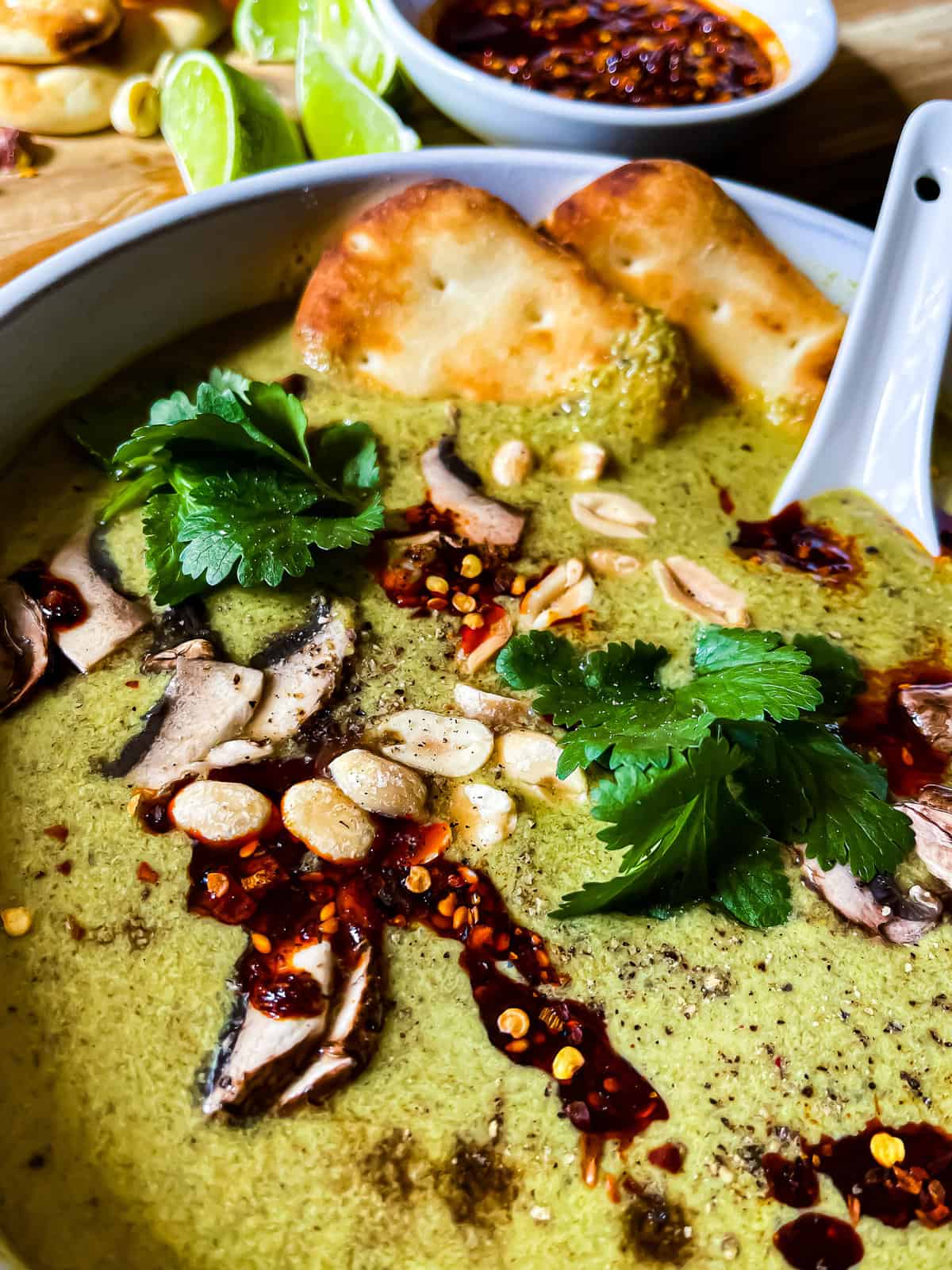 mushroom coconut curry soup